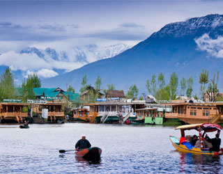 Amritsar for Kashmir Car