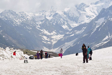 Chandigarh Manali Tour